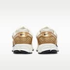 Nike Zoom Vomero 5 GOLD