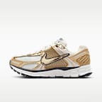 Nike Zoom Vomero 5 GOLD